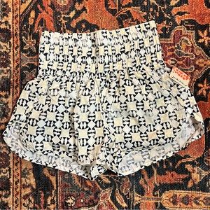 Free people the way home printed shorts xs